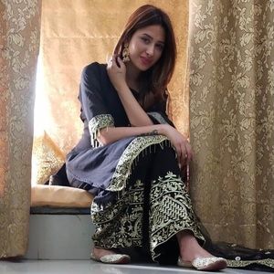 Meet your Posher, Sweena